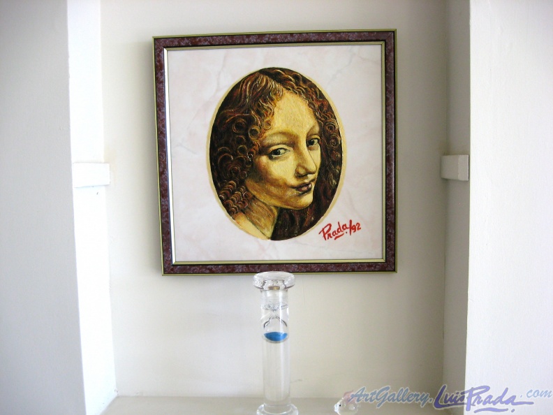 Angelic Face Painting 1 in Living Room (Cuadro 1 de Cara Angélica en la Sala)