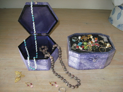 Jewelry Box 3, Detail 2 - Joyero 3, Detalle 2